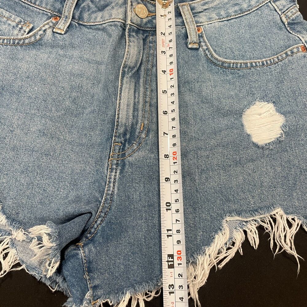 ~ Boho Festival Jean Shorts 29 Frayed Raw Hem Ripped Cut Offs Medium Blue Denim - Picture 7 of 15